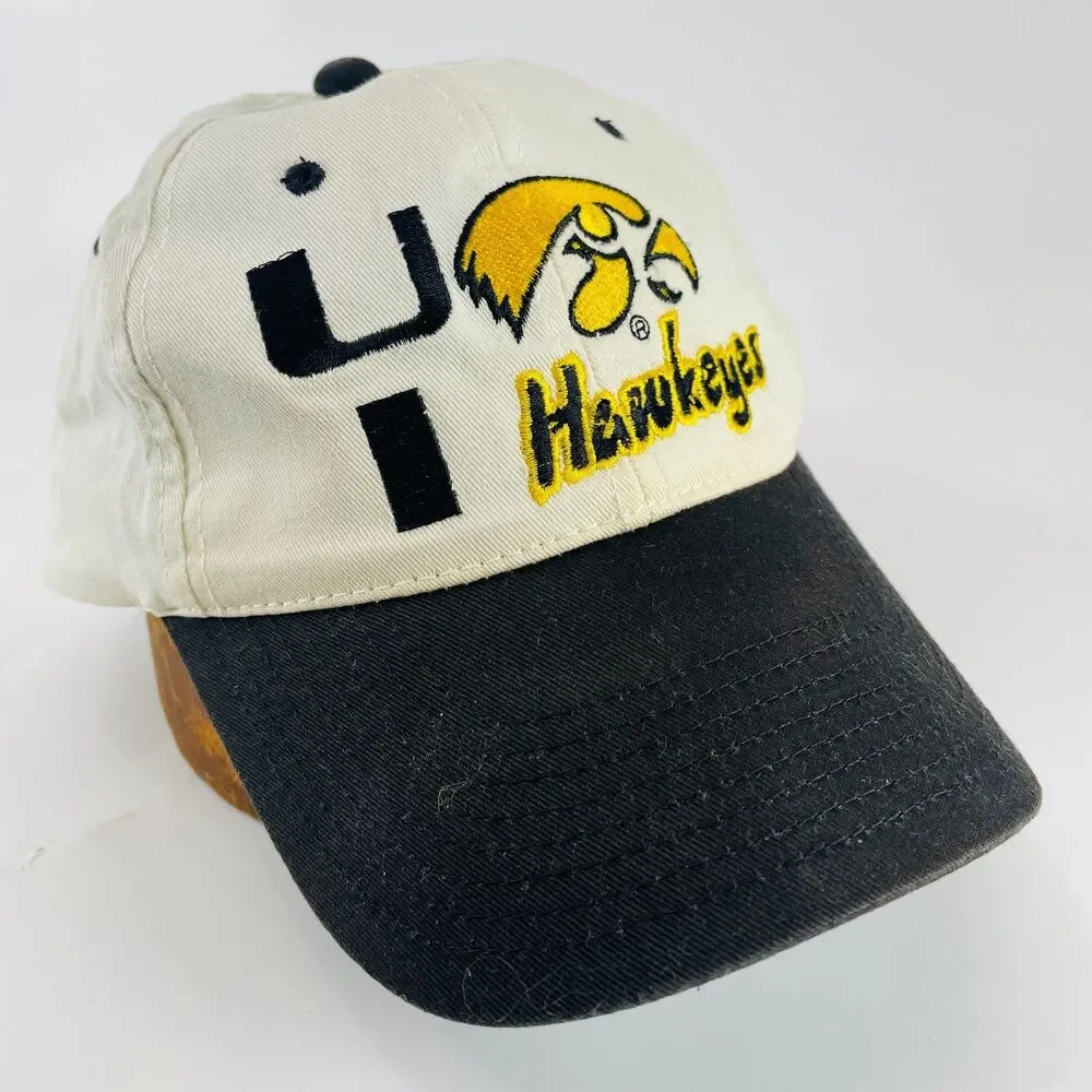 VINTAGE Iowa Hawkeyes Hat Cap Black Gold Yellow Youngan Snapback NCAA Big Ten